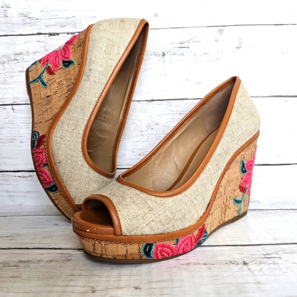 Antonio Melani Embroidered Floral Cork Wedge Sandal Heels Peep Toe Size 7.5M - Picture 17 of 17